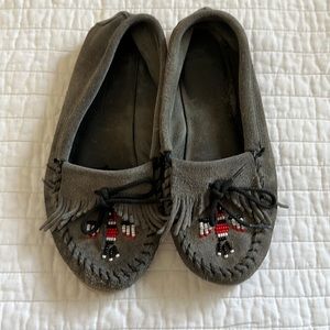 Minnetonka Moccasins Blue/Gray Beaded Eagle